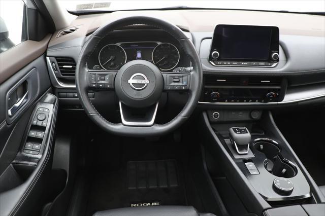 Photo of 2023 Brilliant Silver Metallic Nissan Rogue