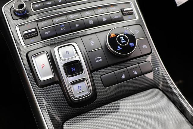 Photo of 2022 Hampton Gray Hyundai SANTA FE