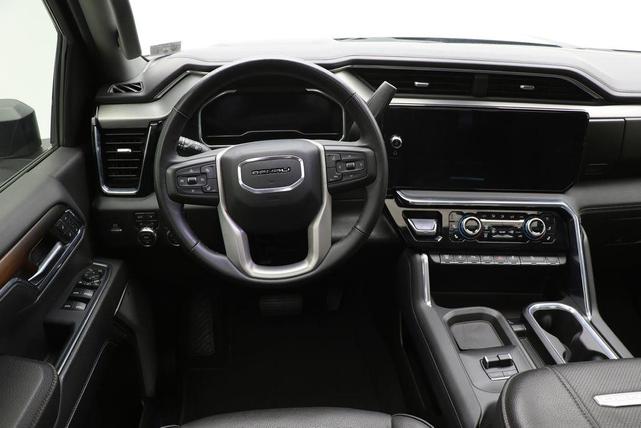 Photo of 2024 Onyx Black GMC Sierra 2500