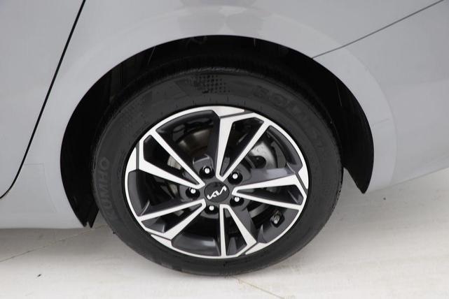Photo of 2024 Steel Gray Kia Forte