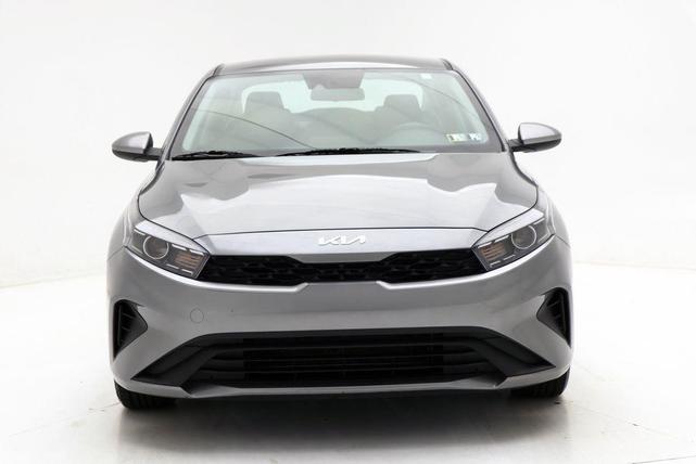 Photo of 2024 Steel Gray Kia Forte