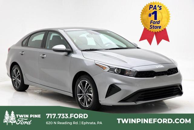 Photo of 2024 Steel Gray Kia Forte