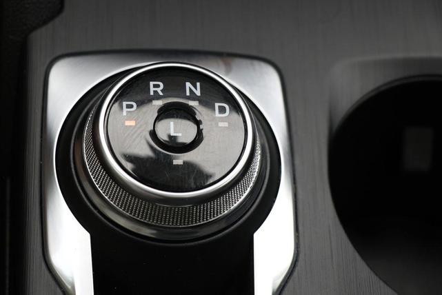 Photo of 2022 Star White Metallic Tri-Coat Ford Escape