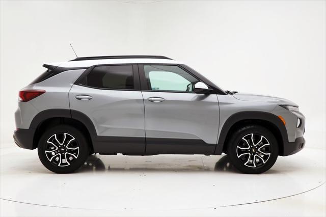 Photo of 2023 Sterling Gray Metallic Chevrolet Trailblazer