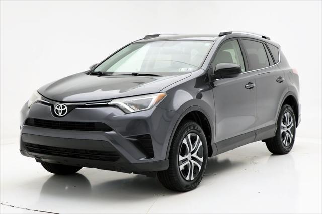Photo of 2016 Magnetic Gray Metallic Toyota RAV4