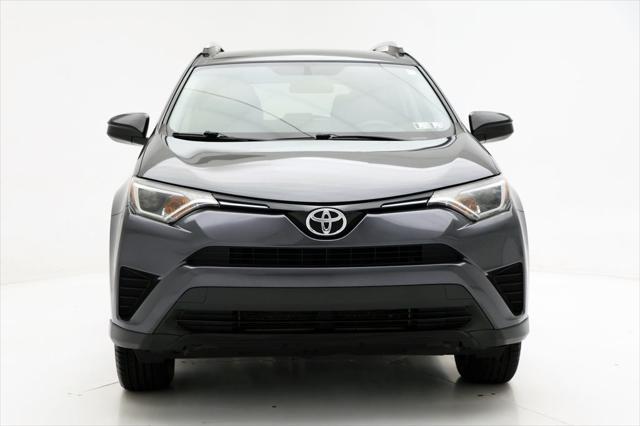 Photo of 2016 Magnetic Gray Metallic Toyota RAV4