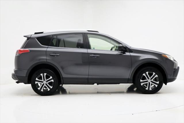 Photo of 2016 Magnetic Gray Metallic Toyota RAV4