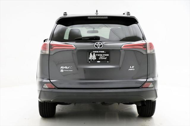 Photo of 2016 Magnetic Gray Metallic Toyota RAV4