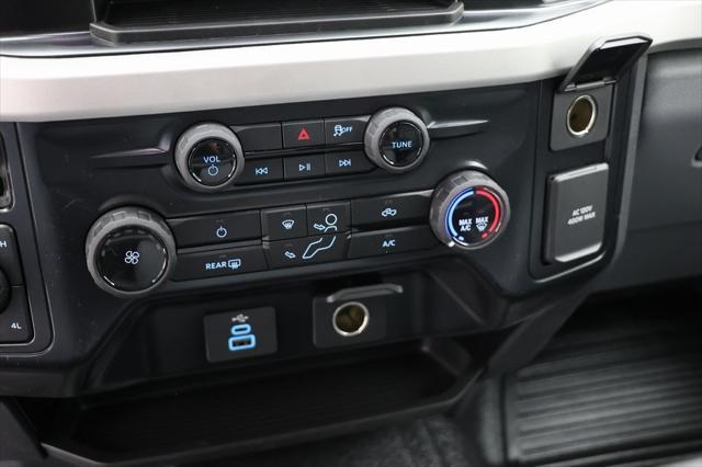Photo of 2025 Oxford White Ford F-350