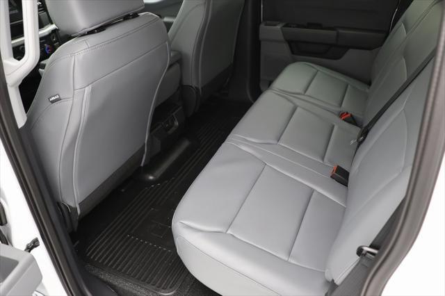 Photo of 2025 Oxford White Ford F-350