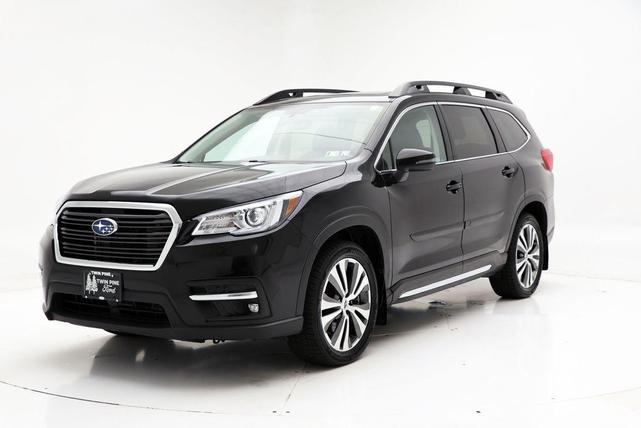 Photo of 2022 Crystal Black Silica Subaru Ascent
