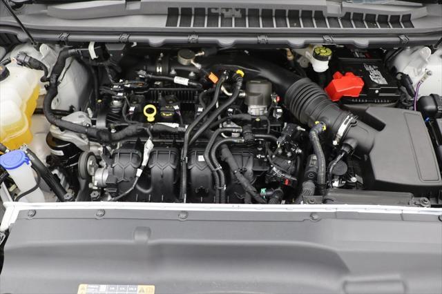 Photo of 2024 Oxford White Ford Edge