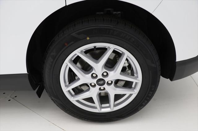 Photo of 2024 Oxford White Ford Edge