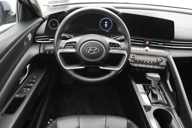 Photo of 2023 Electric Shadow Hyundai ELANTRA