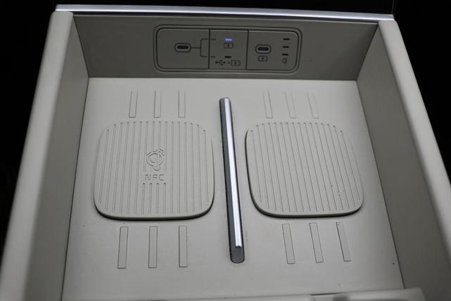 Photo of 2024 Serenity White Hyundai SANTA FE