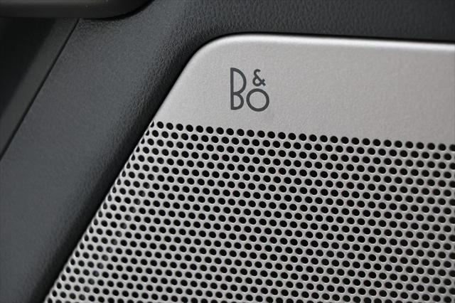Photo of 2025 Oxford White Ford F-150