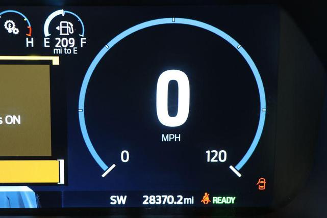 Photo of 2022 Star White Metallic Tri-Coat Ford F-150