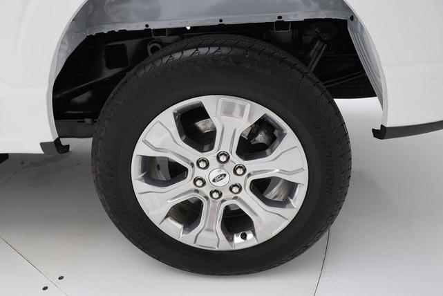Photo of 2022 Star White Metallic Tri-Coat Ford F-150