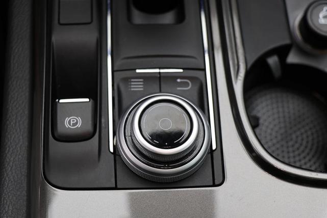 Photo of 2018 Grigio Maratea Metallescent Maserati Ghibli