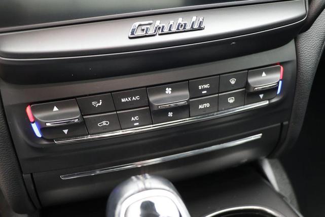 Photo of 2018 Grigio Maratea Metallescent Maserati Ghibli