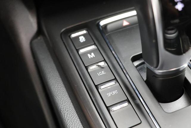 Photo of 2018 Grigio Maratea Metallescent Maserati Ghibli