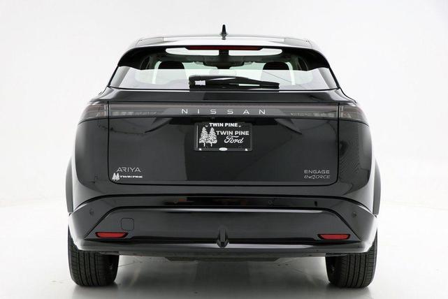 Photo of 2023 Black Diamond Pearl Nissan ARIYA