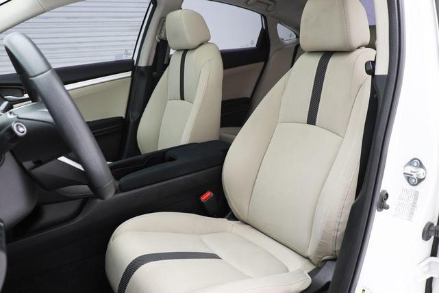 Photo of 2016 Taffeta White Honda Civic