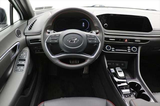 Photo of 2022 Quartz White Hyundai SONATA