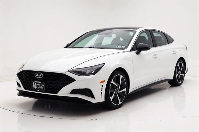 Photo of 2022 Quartz White Hyundai SONATA