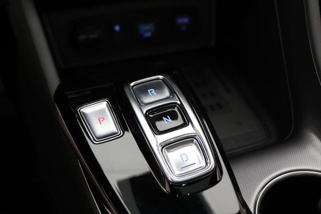 Photo of 2022 Quartz White Hyundai SONATA