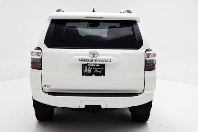 Photo of 2020 Super White Toyota 4Runner