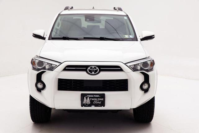 Photo of 2020 Super White Toyota 4Runner