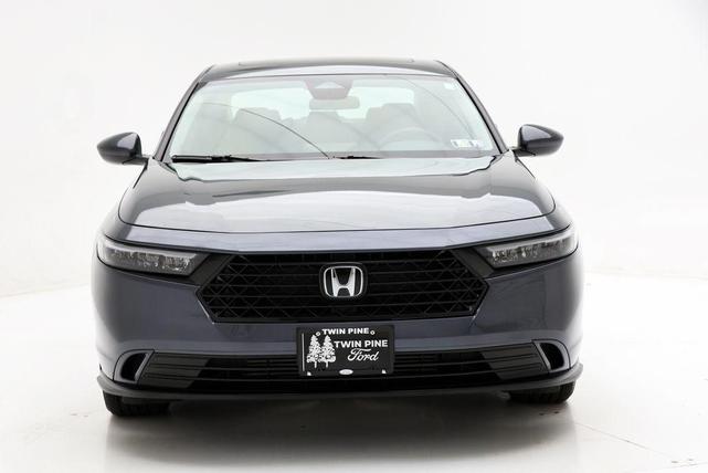 Photo of 2024 Meteorite Gray Metallic Honda Accord