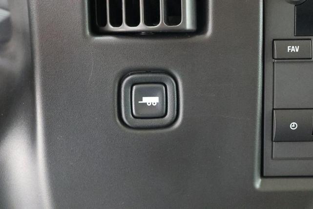 Photo of 2024 Summit White Chevrolet Express 3500