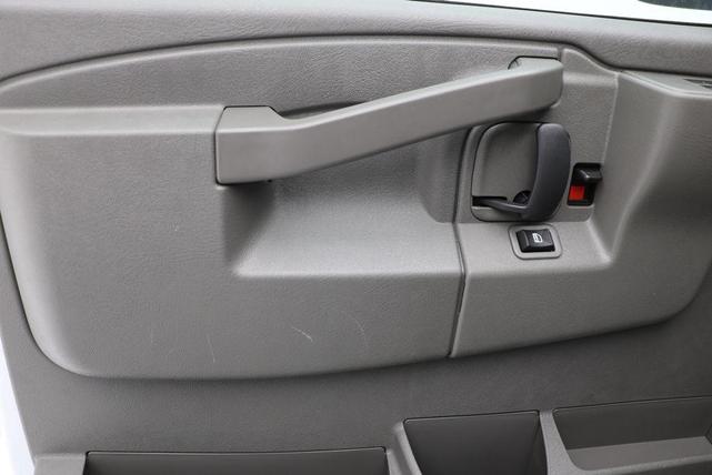 Photo of 2024 Summit White Chevrolet Express 3500