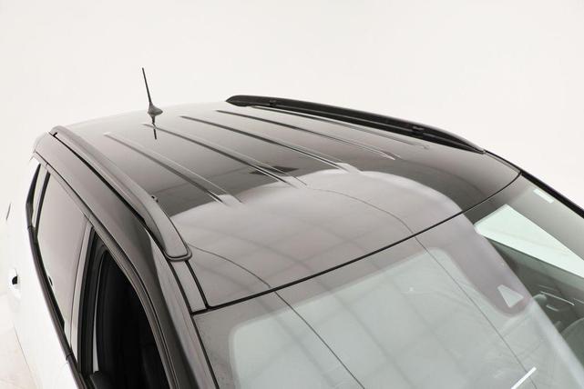 Photo of 2022 Bright White Clearcoat Jeep Compass