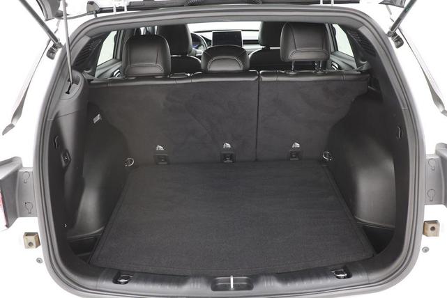 Photo of 2022 Bright White Clearcoat Jeep Compass