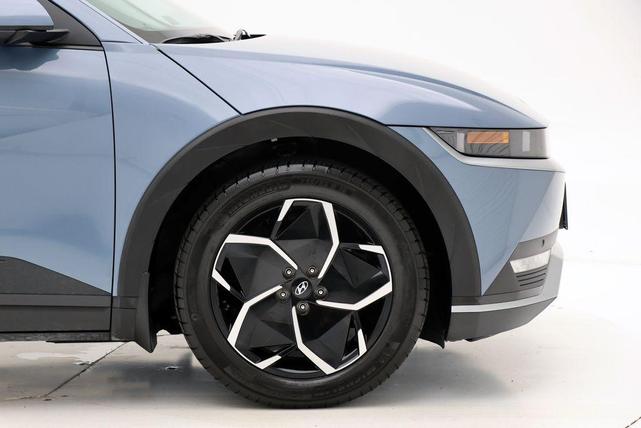 Photo of 2023 Lucid Blue Hyundai IONIQ 5