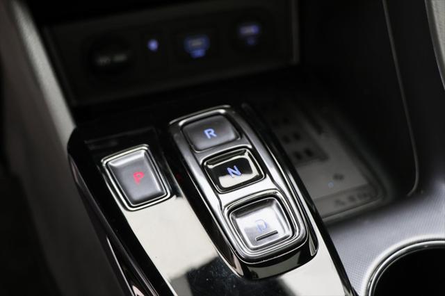 Photo of 2022 Phantom Black Hyundai SONATA