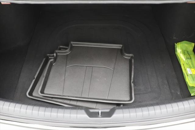 Photo of 2022 Phantom Black Hyundai SONATA