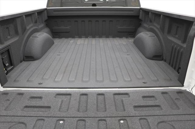 Photo of 2022 Star White Metallic Tri-Coat Ford F-150