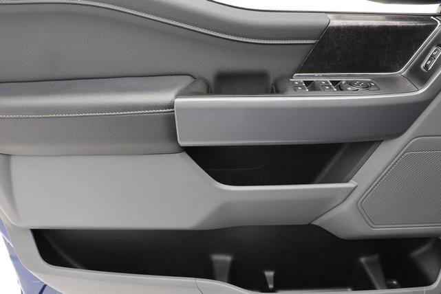 Photo of 2022 Atlas Blue Metallic Ford F-150