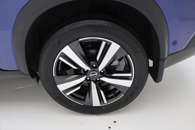 Photo of 2023 Caspian Blue Metallic Nissan Rogue