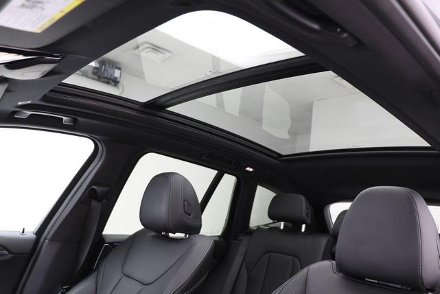 Photo of 2024 Skyscraper Gray Metallic BMW X3