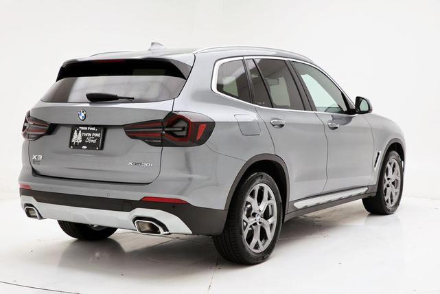 Photo of 2024 Skyscraper Gray Metallic BMW X3