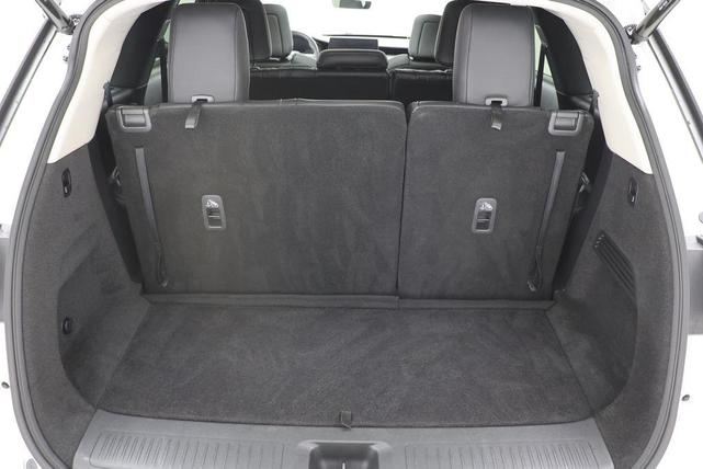 Photo of 2024 Majestic White INFINITI QX60