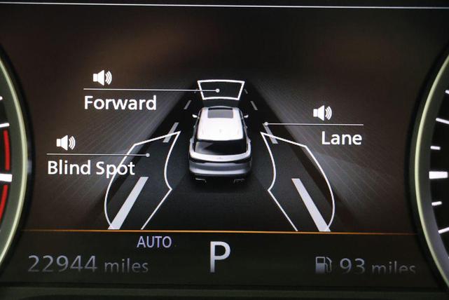 Photo of 2024 Majestic White INFINITI QX60