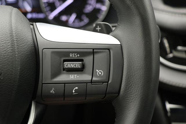 Photo of 2024 Majestic White INFINITI QX60