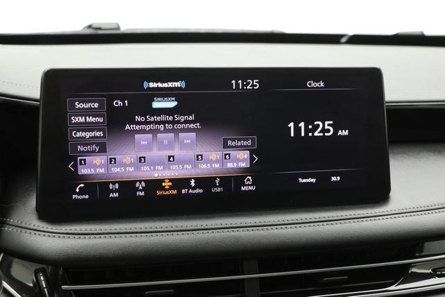 Photo of 2024 Majestic White INFINITI QX60
