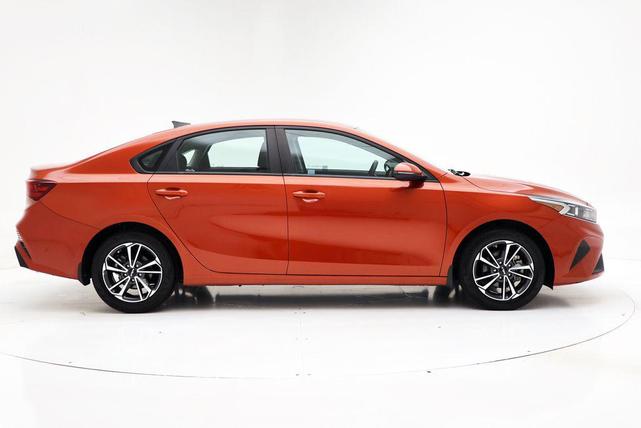 Photo of 2023 Fire Orange Kia Forte